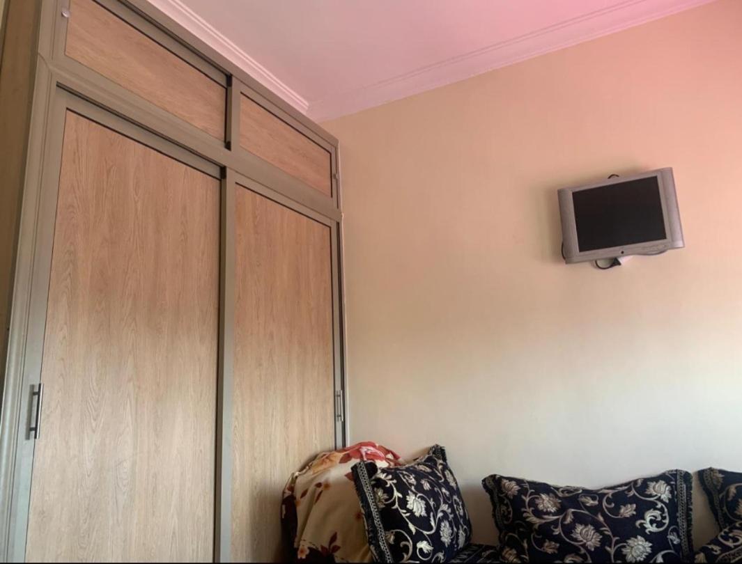 Comodo Apartamento A 8 Min Del Aeropuerto De Casablanca,Wifi Ultra Rapido Y Parking Gratis Derroua Extérieur photo